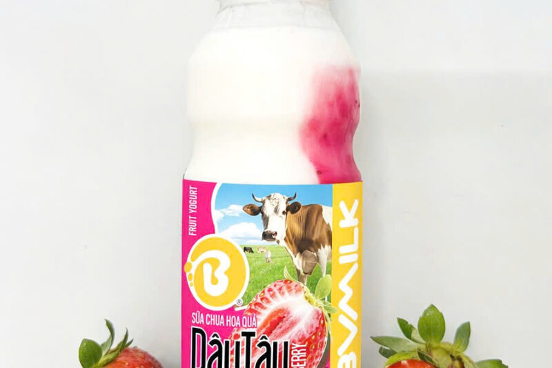 Sữa chua hoa quả dâu tây